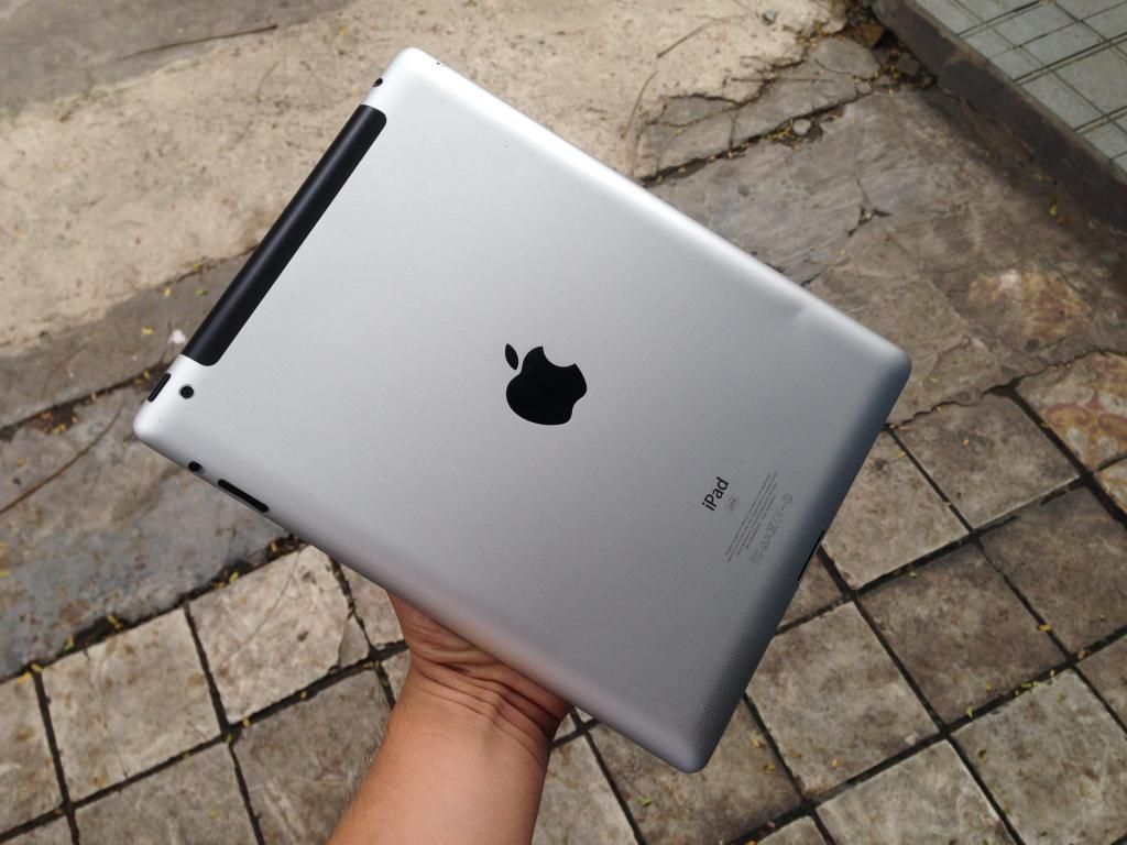 iPad 2 32Gb, Wifi 3G. ------>>> 4.500.000đ - 1