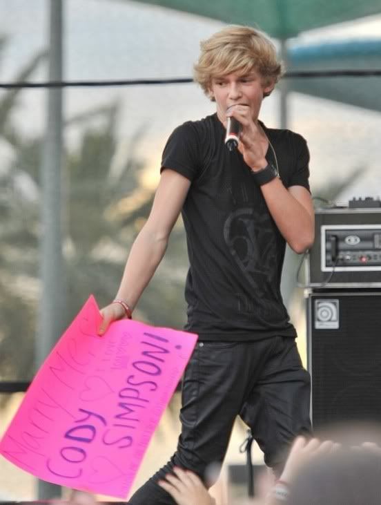 cody simpson Pictures, Images and Photos