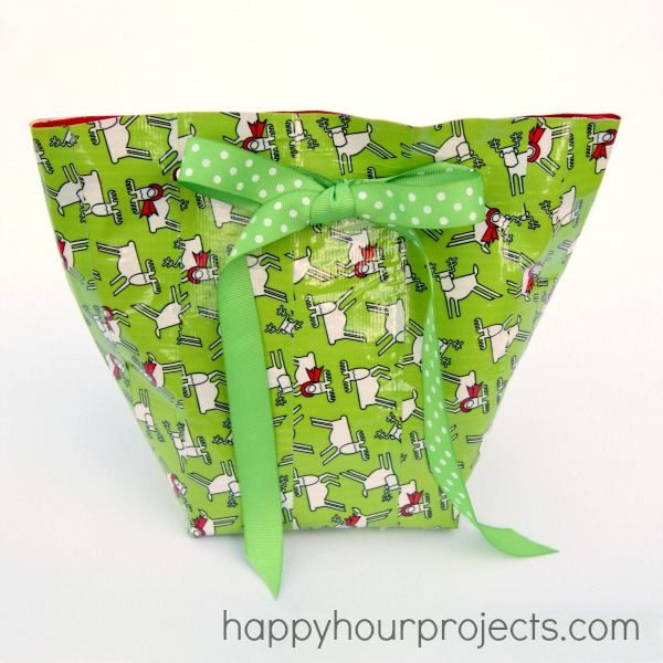 Duck Tape® Reversible Gift Bag Happy Hour Projects