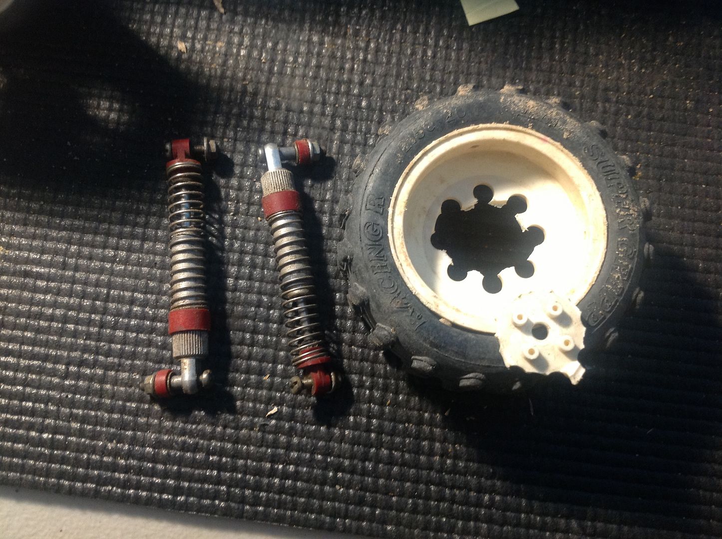 ec6f3815f0fc3372c0f0b303ee1799f2_zpsu7z7