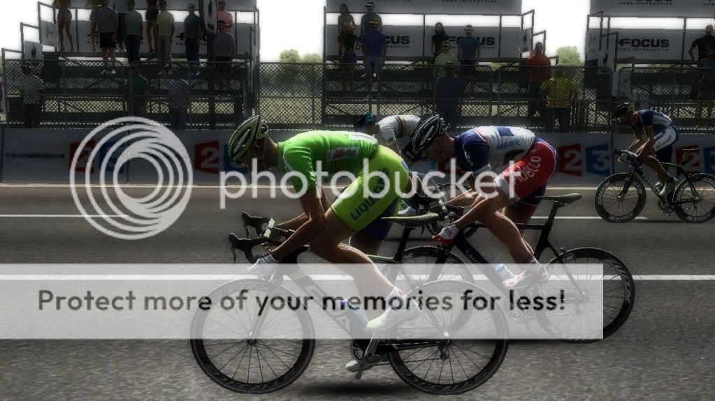 i1208.photobucket.com/albums/cc374/mresuperstar4/Peter%20Sagan%20QFH/Vuelta/Stage%2018/6.jpg