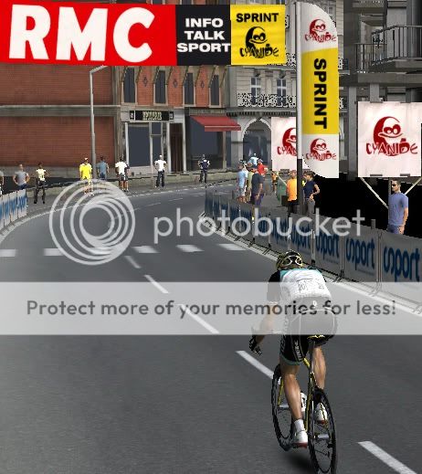 i1208.photobucket.com/albums/cc374/mresuperstar4/Vuelta%20a%20Espana/Stage%2018/4.jpg