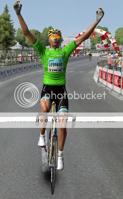 i1208.photobucket.com/albums/cc374/mresuperstar4/Vuelta%20a%20Espana/Stage%2019/20.jpg