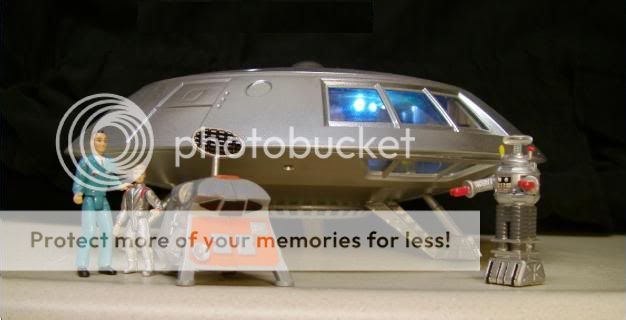 This very rarecollectible toy model replica from TrendMasters features 